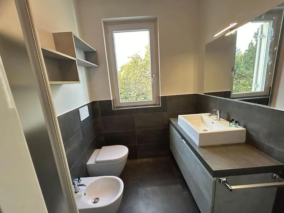 Maranello 6 Chilometri - Casa Ferrari 2 Bedrooms Parcheggio Privato Montale  Apartamento Montale (Emilia-Romagna)
