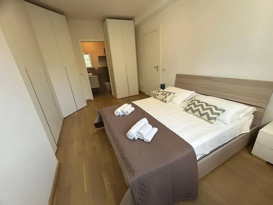 Maranello 6 Chilometri - Casa Ferrari 2 Bedrooms Parcheggio Privato Montale  Montale (Emilia-Romagna)